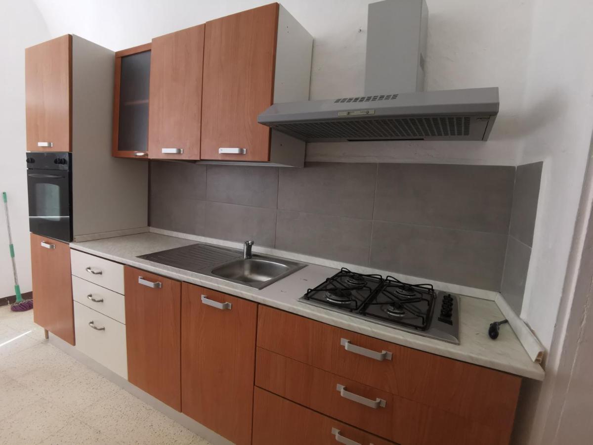 La Fontana Apartment กัลลีโปลี ภายนอก รูปภาพ