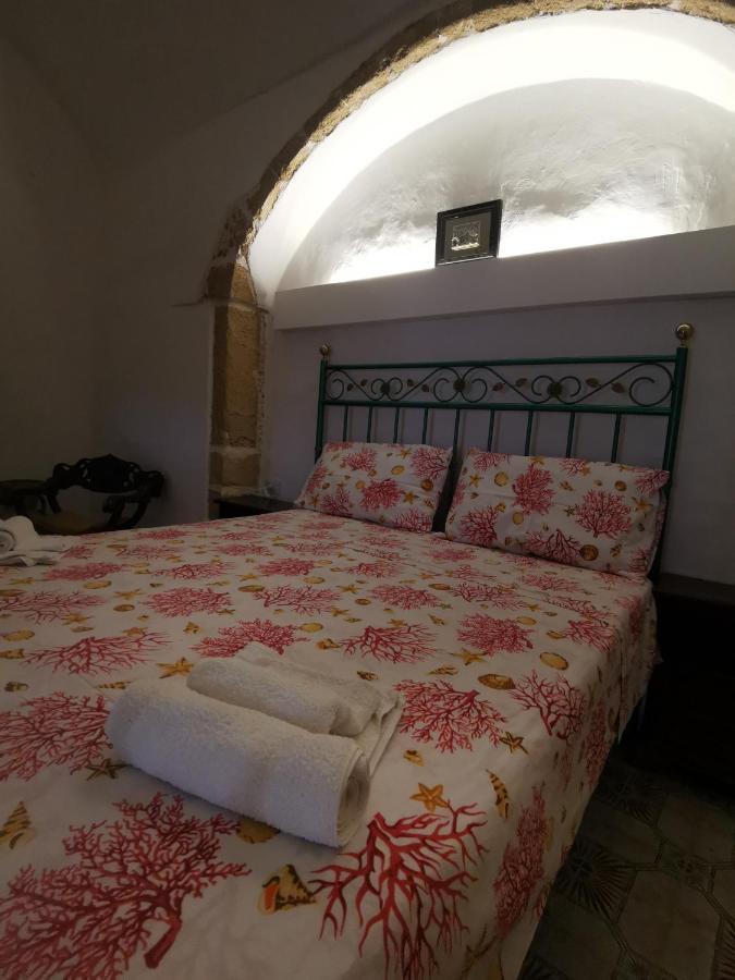 La Fontana Apartment กัลลีโปลี ภายนอก รูปภาพ
